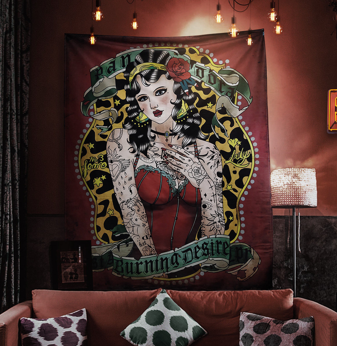 Old School Font Tapestry Regga - Home Textiles Industry recensione e prezzo