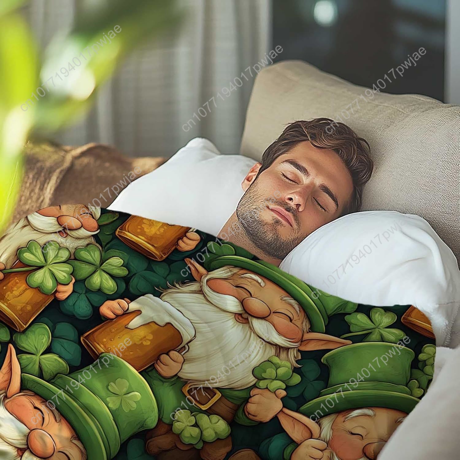St. Patrick’s Day Gnome Throw  - Quality Home Textiles recensione e prezzo