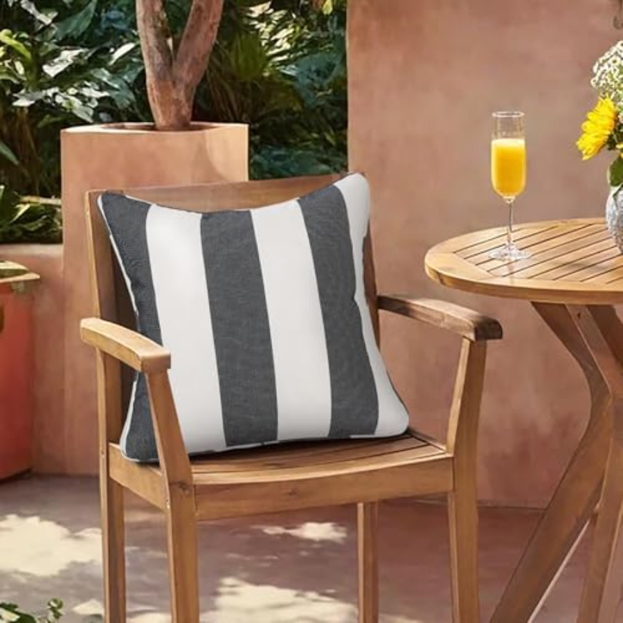 Outdoor Throw Pillow with Inse - Pillow Insert 18X18 recensione e prezzo