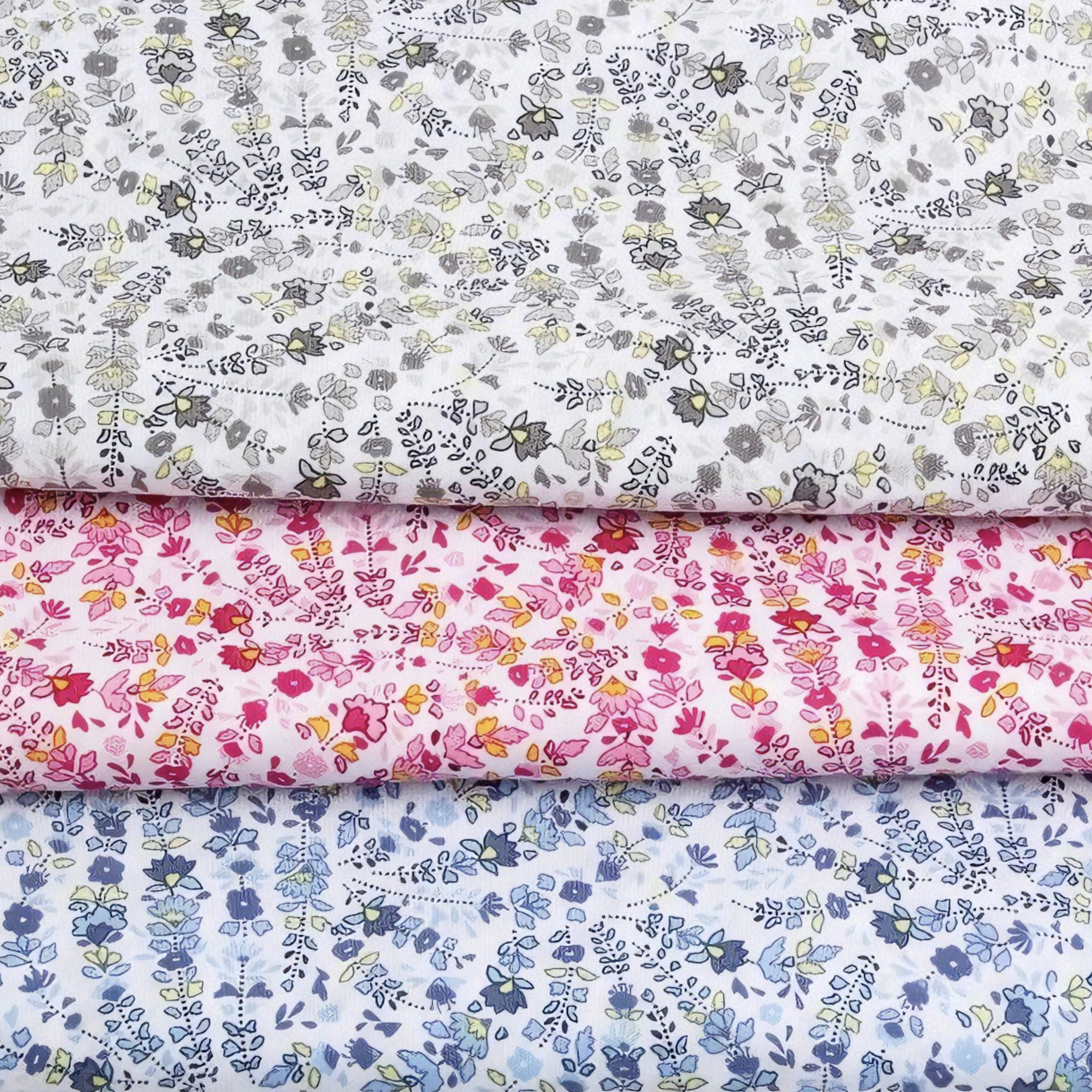Vintage Floral Printed Fabric  - Vintage Home Textiles recensione e prezzo